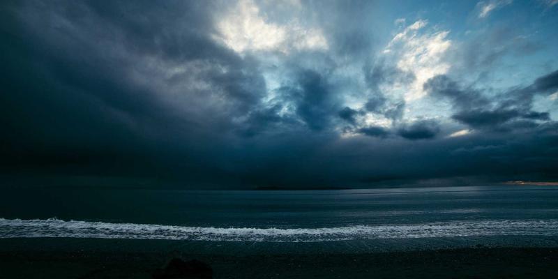 太原开业庆典大型花篮速递与现场布置全攻略：网上订花与0351花店的专业指南