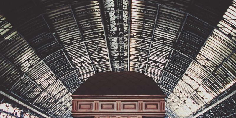 太原鲜花速递71：用专业花艺设计，为您的婚礼注入灵魂与芬芳